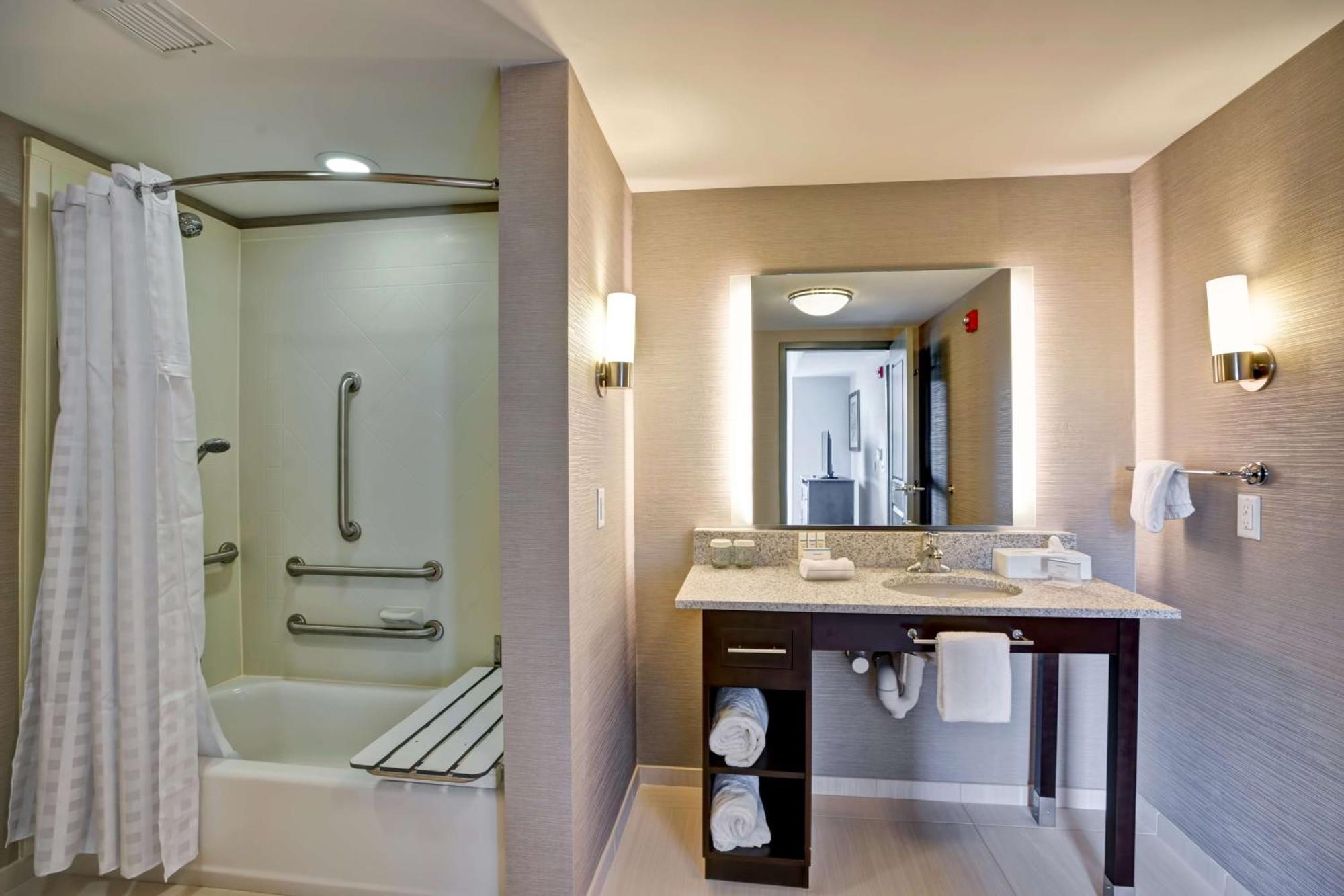 Homewood Suites By Hilton כריסטיאנסבורג מראה חיצוני תמונה