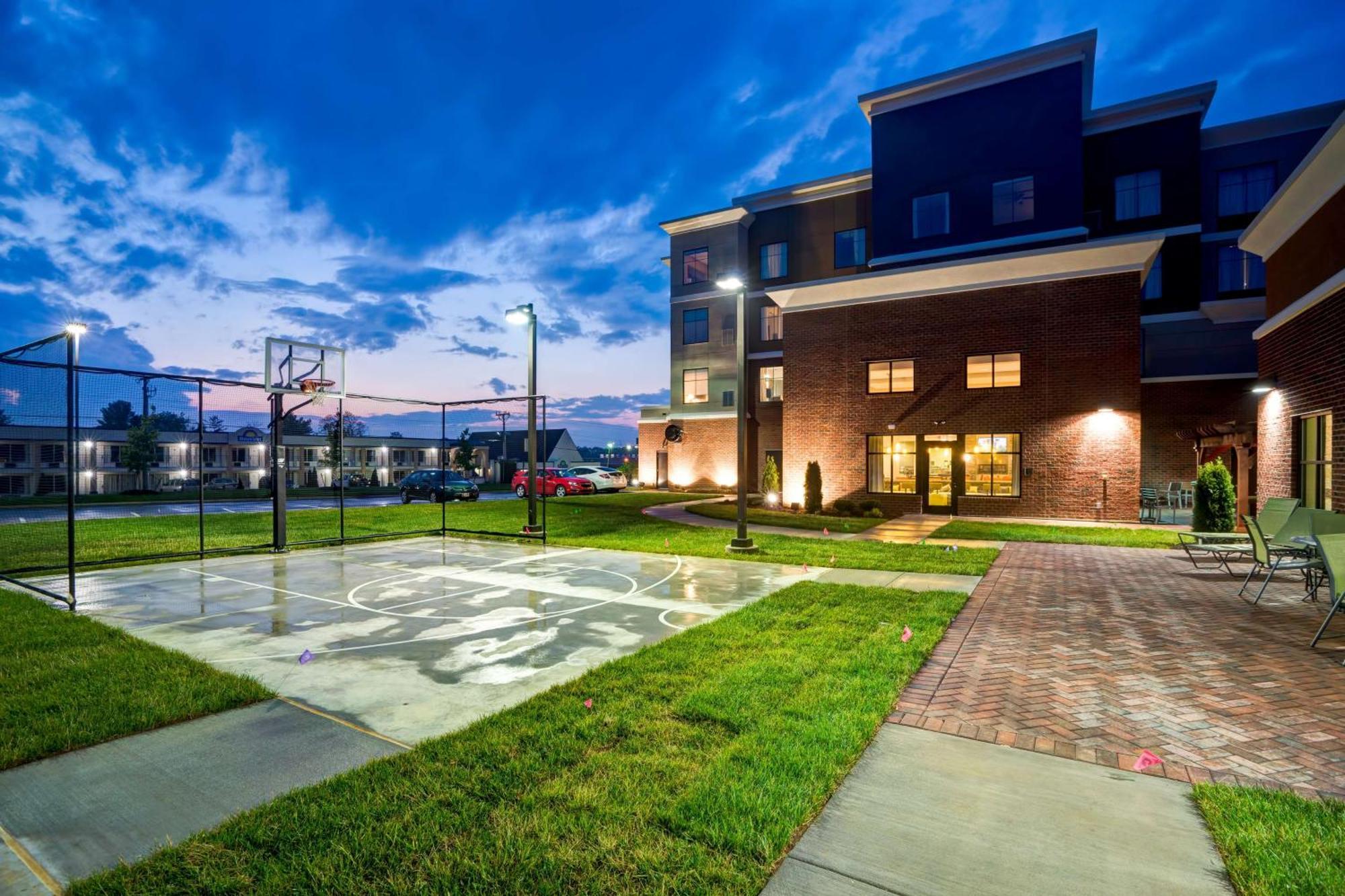 Homewood Suites By Hilton כריסטיאנסבורג מראה חיצוני תמונה